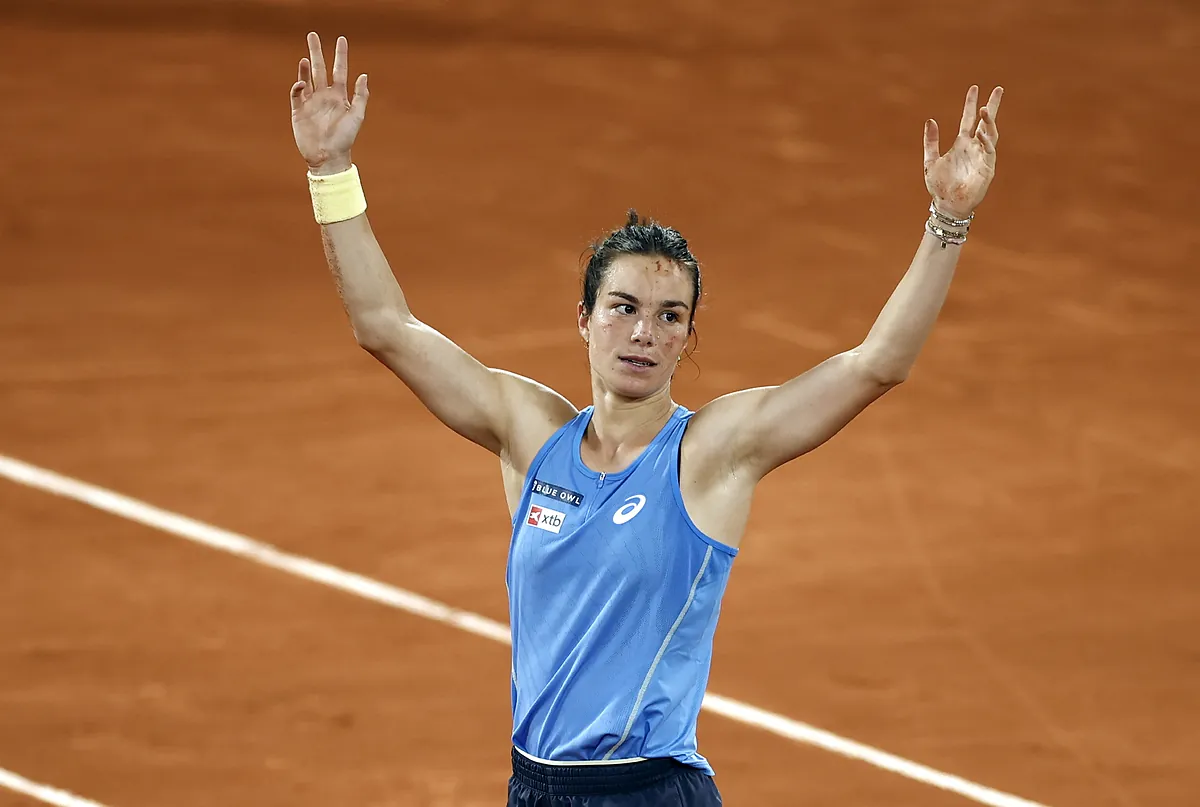 The fairy tale maintains